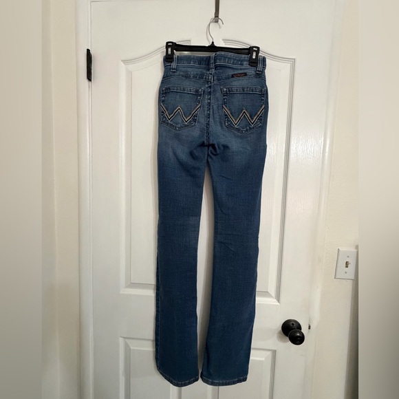 Wrangler Willow Riding Jeans - Picture 2 of 8